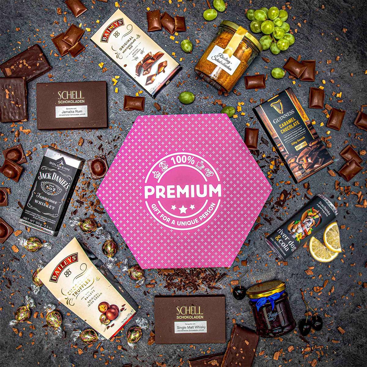 Giftboxeo plné specialit s alkoholem - Fialové