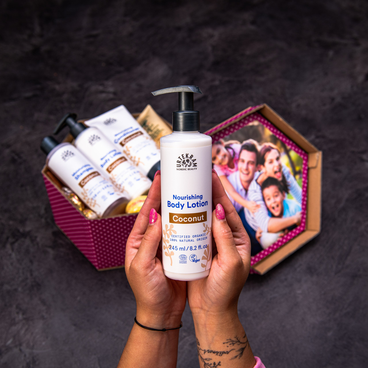 Hexagon plný kvalitní kosmetiky Kokos a Argan - Fialový