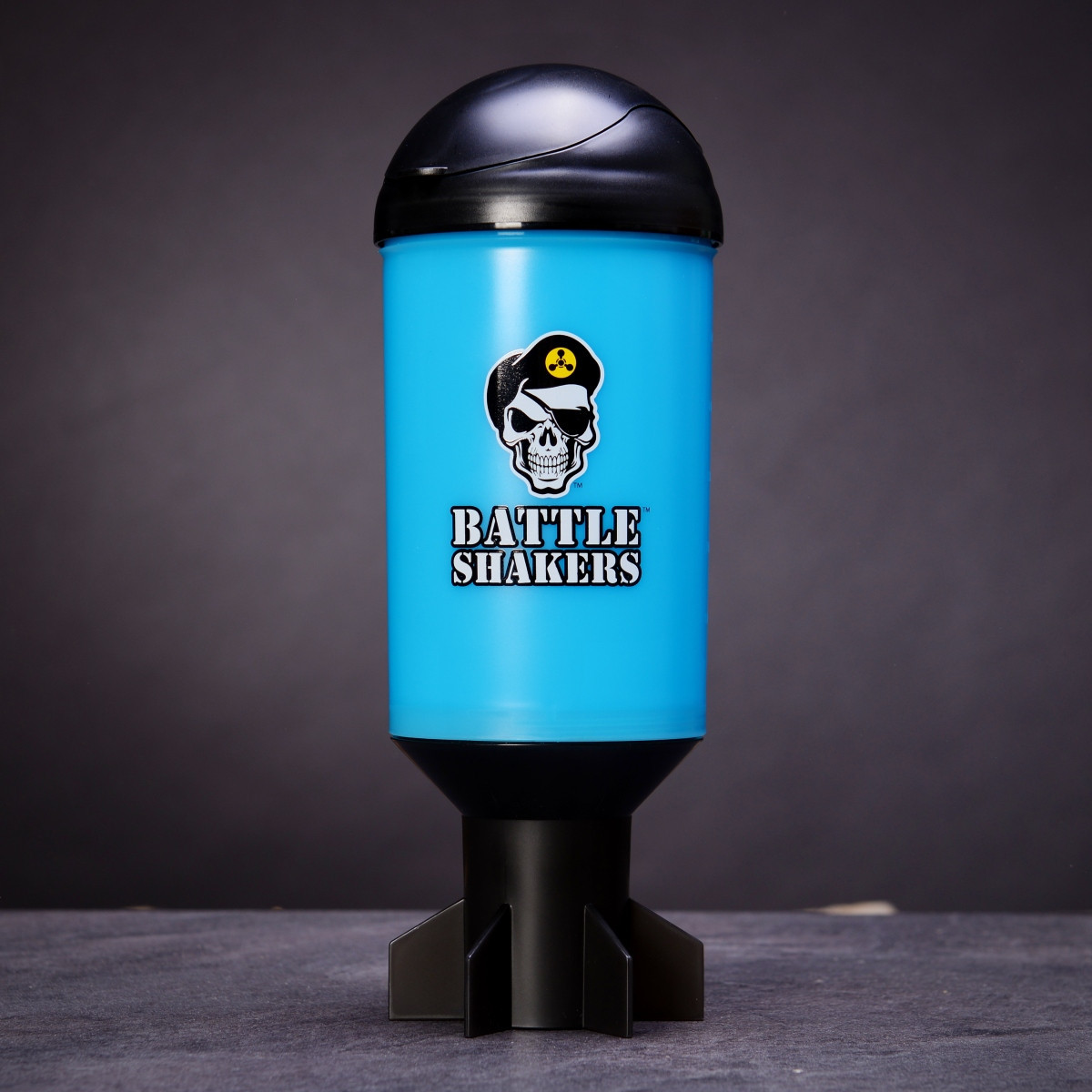 Stylový šejkr ve tvaru torpéda 600 ml