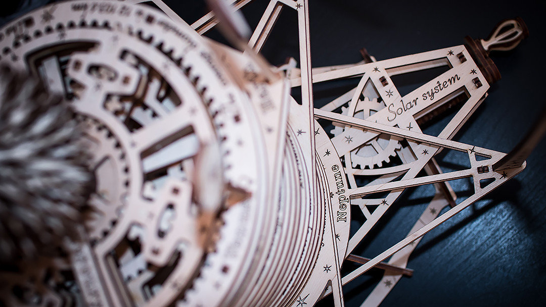 Dřevěný skládací 3D model - Planetarium