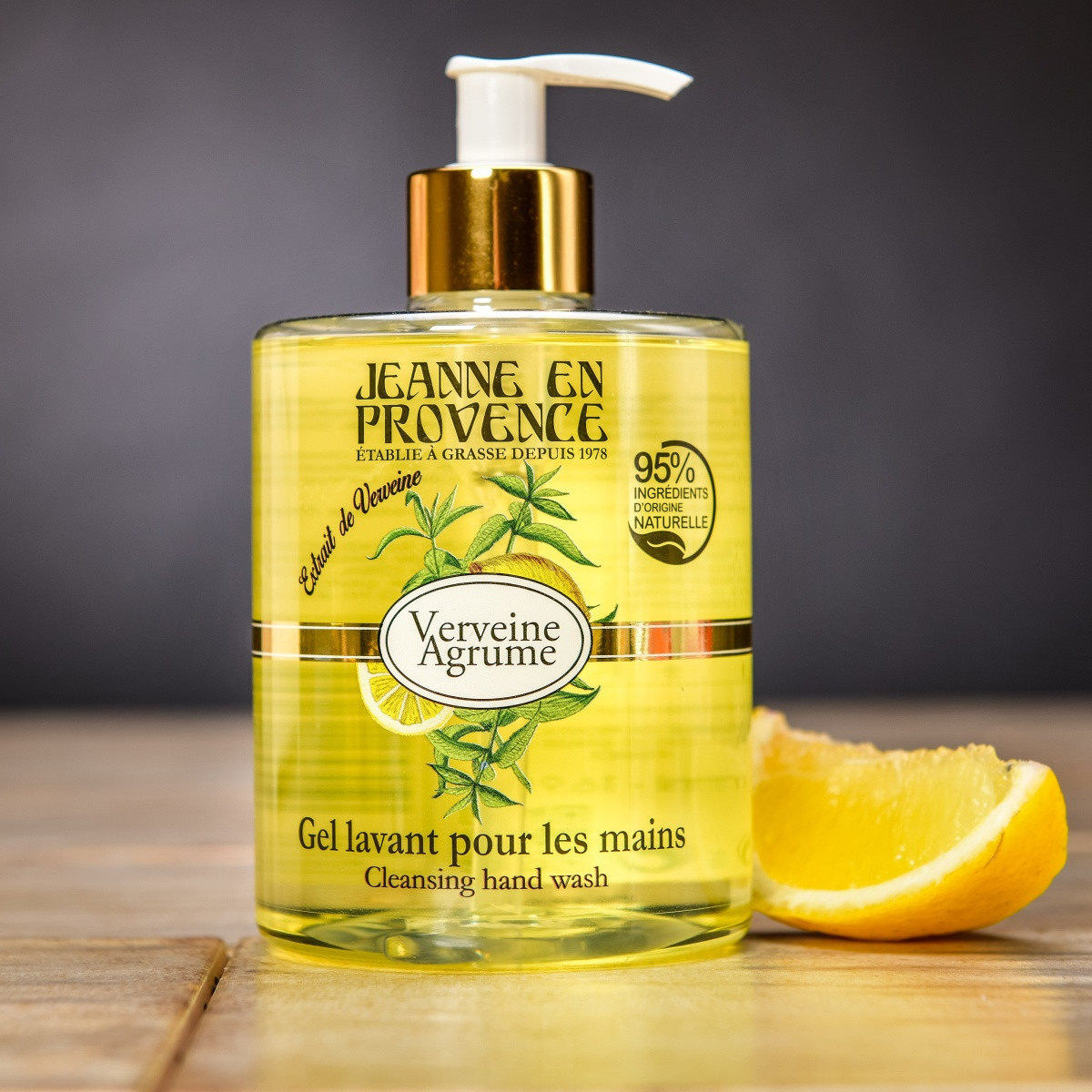 Svěží mycí gel na ruce Jeanne en Provence s vůní verbeny a citronu 500 ml
