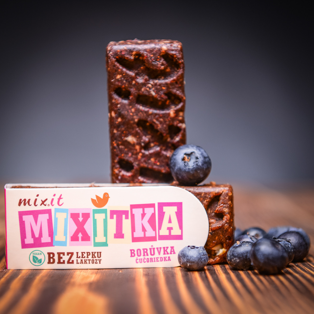 Energeticka tycinka Mixitka boruvka.jpg