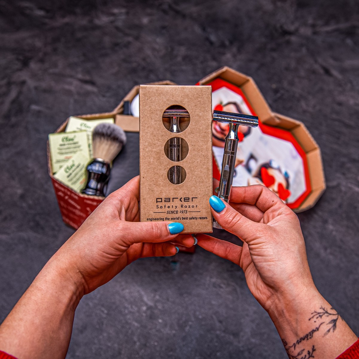 Loveboxeo plné luxusních holicích potřeb