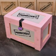 Truhla s bílým vínem