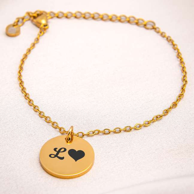Armband mit Medaillon und eigenem Text