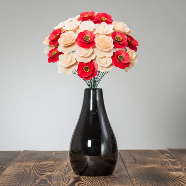 Großer duftender Blumenstrauß aus Holz in Naturfarben 