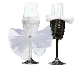  Hochzeiten und Junggesellinnenabschiede 